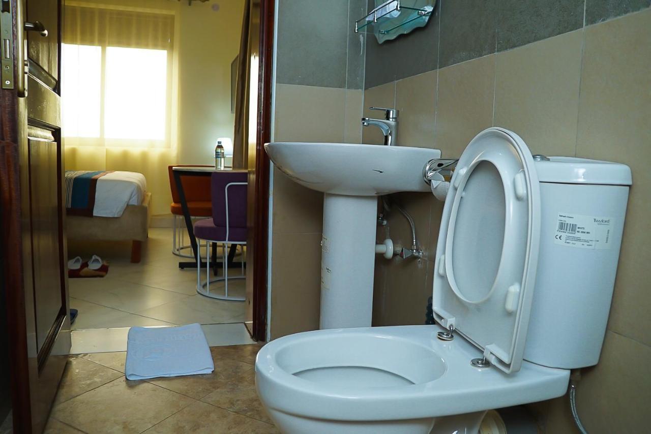 Jarin Hotel Kampala Exteriör bild